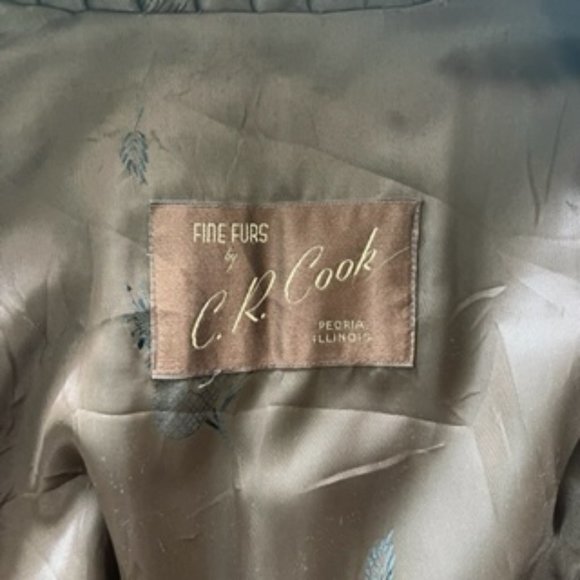 Vintage Mink Coat, C.R. Cook of Peoria of Illinois S/Large, Excellent Condition - Picture 8 of 8